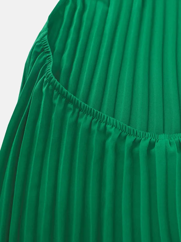 Pleated Maxi Dress with Halter Neck and Solid Print