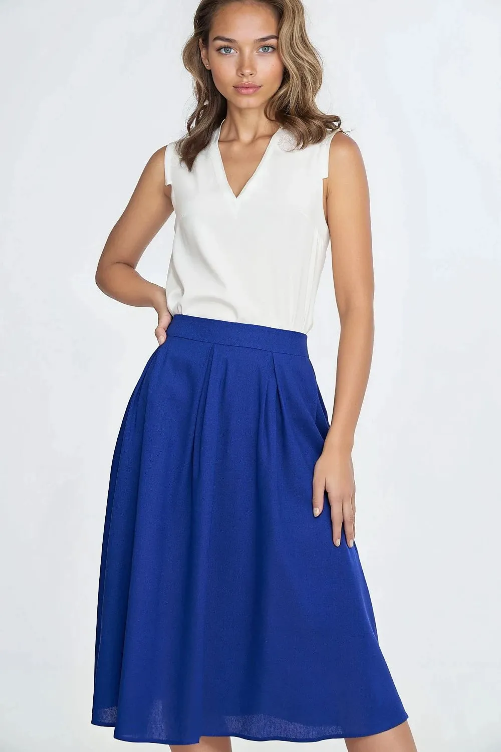 Pleated Midi Skirt With Pockets