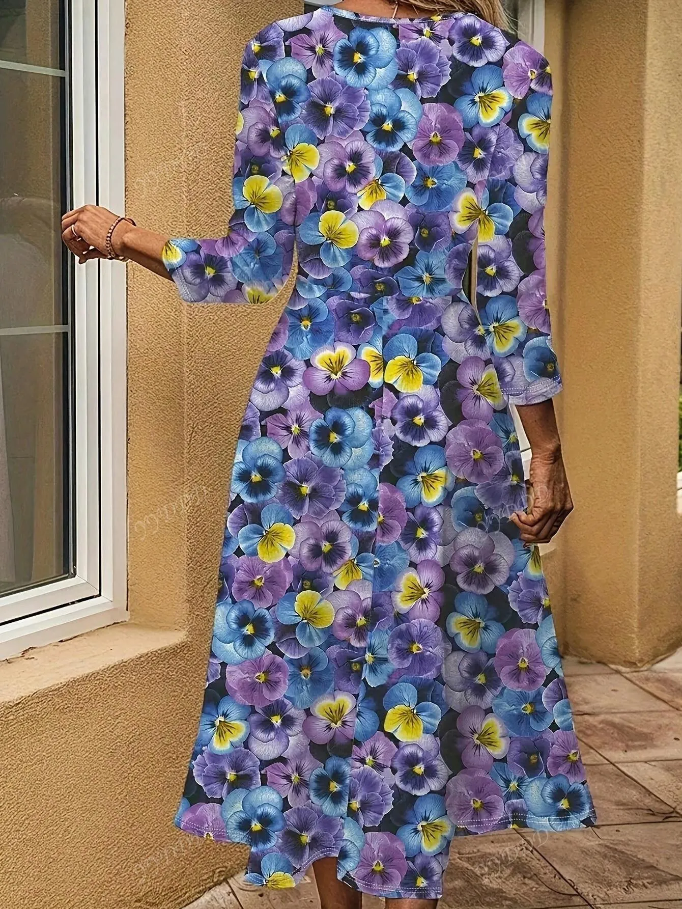 Plus Size Women's Floral Print Round Neck 3/4 Sleeve Maxi Elegant Dress