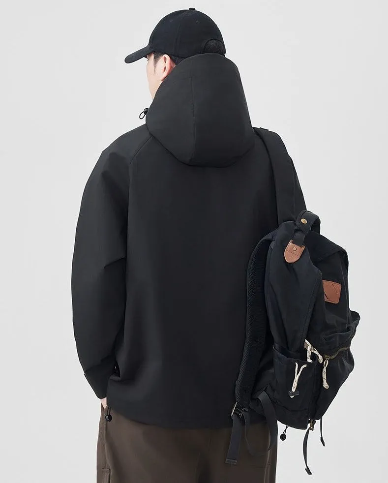 Relaxed-Fit Men's Rain Coat with Easy-to-Clean Fabric and Cargo Pocket