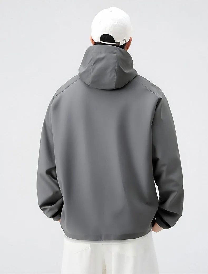Relaxed-Fit Men's Rain Coat with Easy-to-Clean Fabric and Cargo Pocket