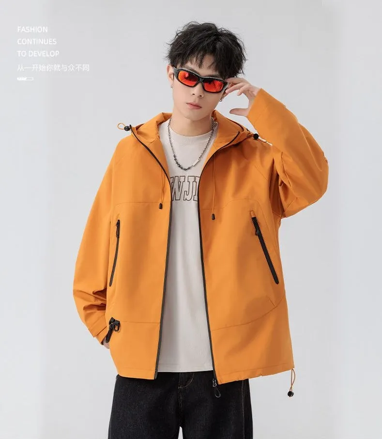 Relaxed-Fit Men's Rain Coat with Easy-to-Clean Fabric and Cargo Pocket