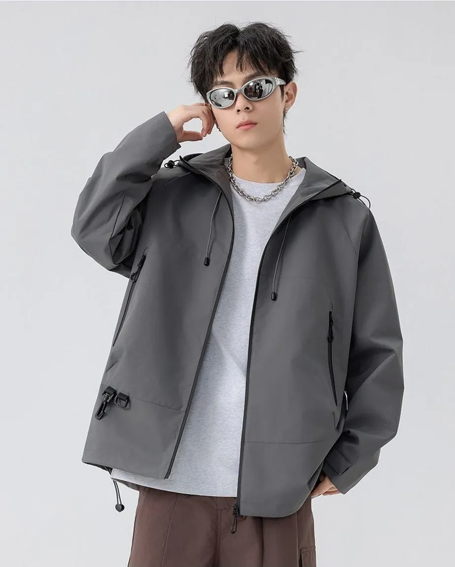 Relaxed-Fit Men's Rain Coat with Easy-to-Clean Fabric and Cargo Pocket