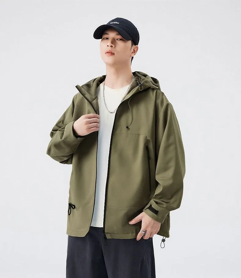 Relaxed-Fit Men's Rain Coat with Easy-to-Clean Fabric and Cargo Pocket