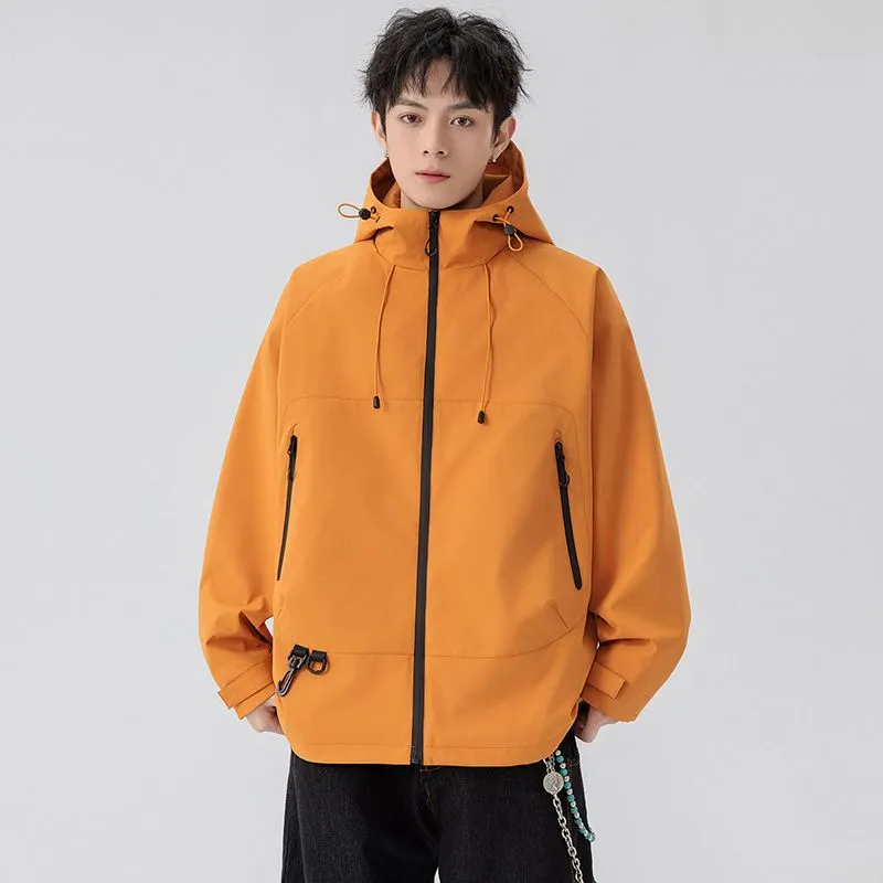 Relaxed-Fit Men's Rain Coat with Easy-to-Clean Fabric and Cargo Pocket