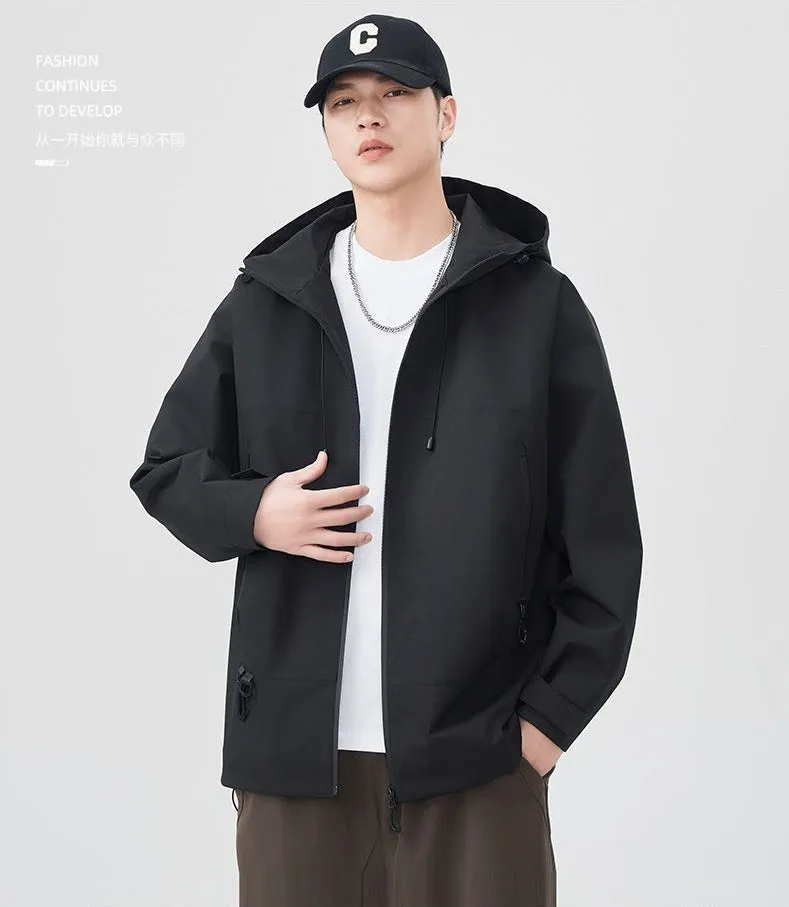 Relaxed-Fit Men's Rain Coat with Easy-to-Clean Fabric and Cargo Pocket