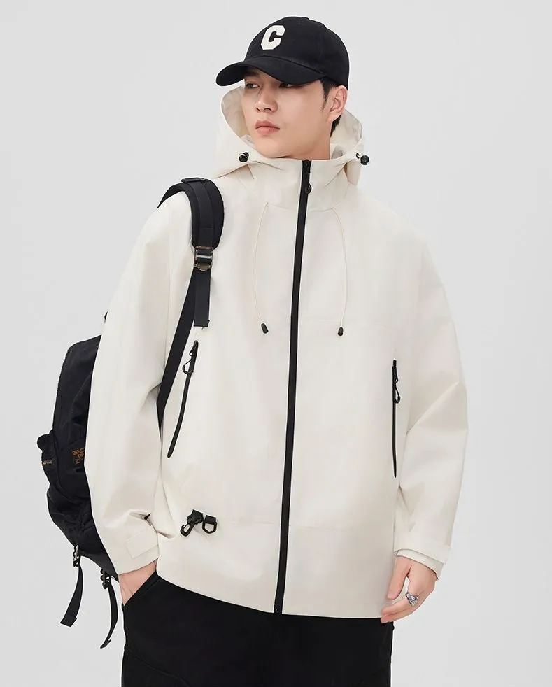 Relaxed-Fit Men's Rain Coat with Easy-to-Clean Fabric and Cargo Pocket