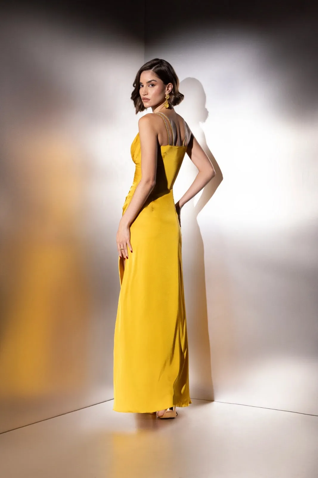 Set me free - yellow satin maxi dress