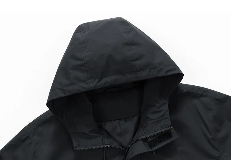 Solid Stain-resistant Relaxed-fit Raincoat for Outdoor Adventures