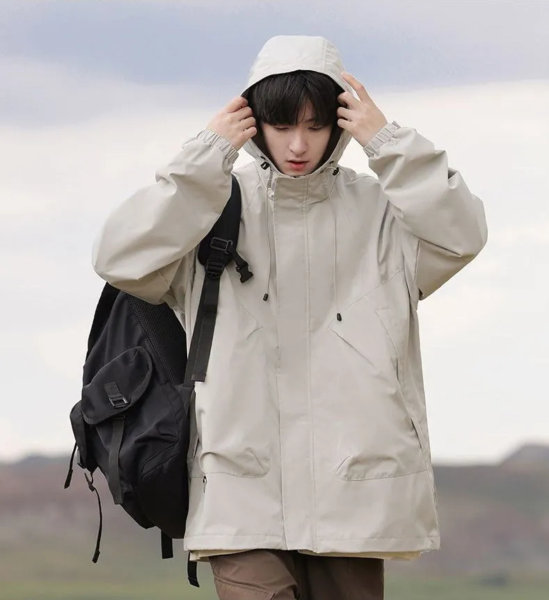 Solid Stain-resistant Relaxed-fit Raincoat for Outdoor Adventures