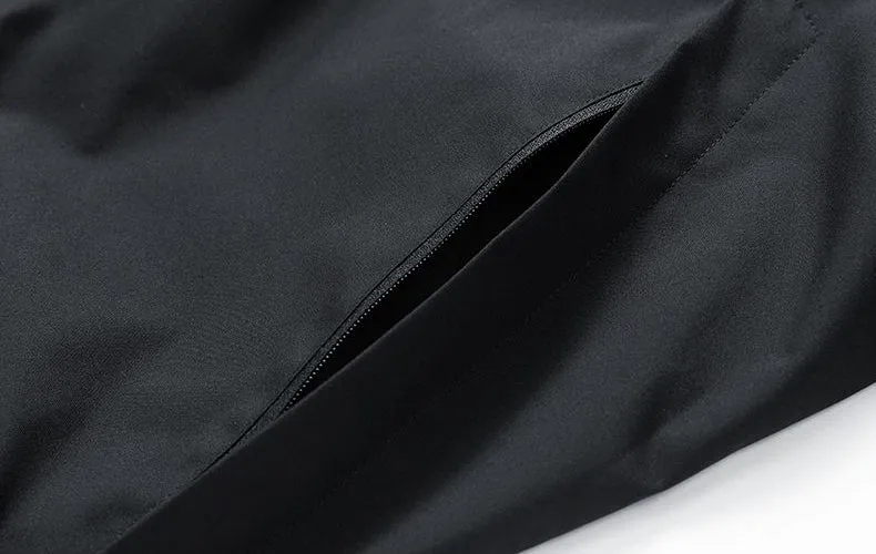 Solid Stain-resistant Relaxed-fit Raincoat for Outdoor Adventures