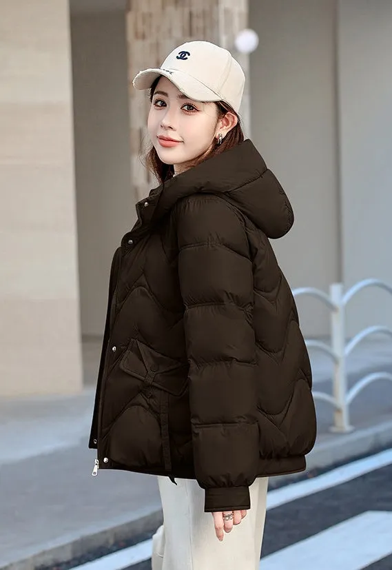 Stylish Quilted Women's Puffer Jacket for Windproof Cold Weather Wear