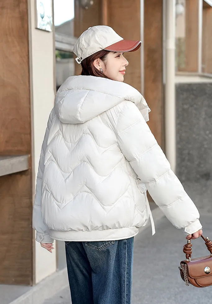 Stylish Quilted Women's Puffer Jacket for Windproof Cold Weather Wear