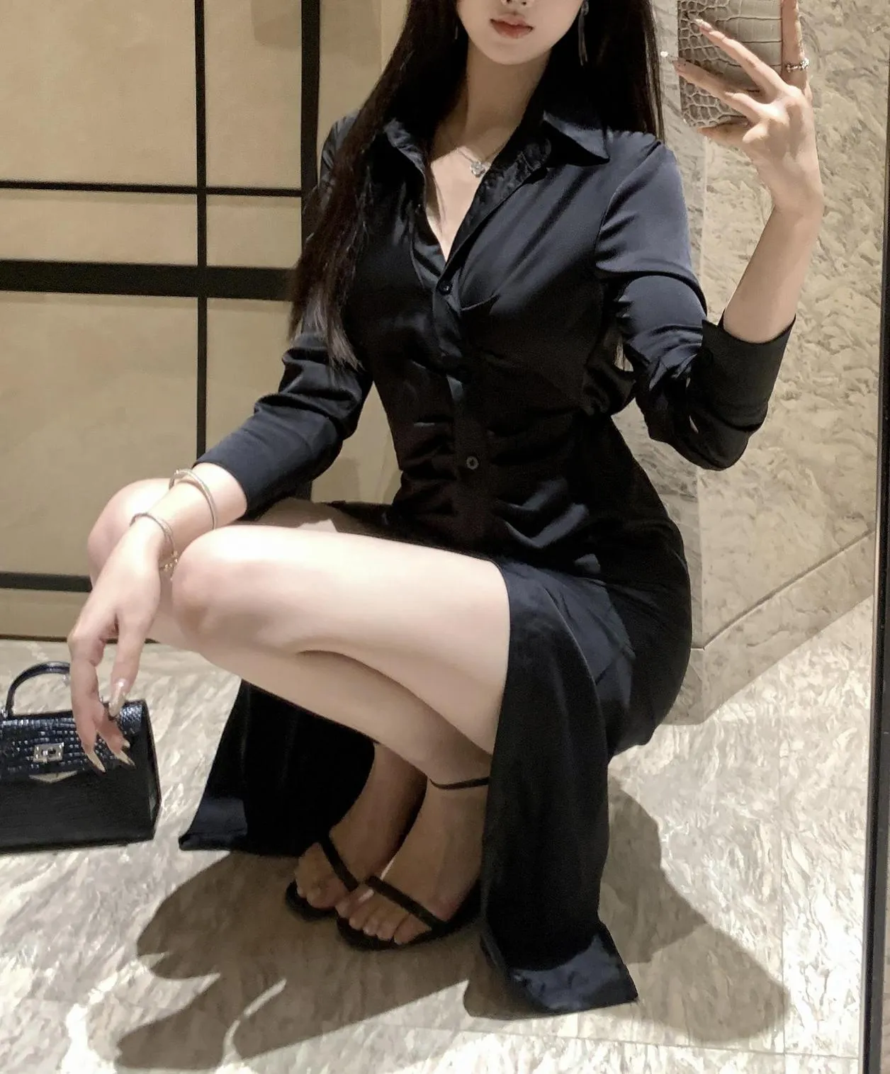 Women's Slinky French Style Shirt Shirtwaist Dress with Spread Neckline and Waist Adjustment
