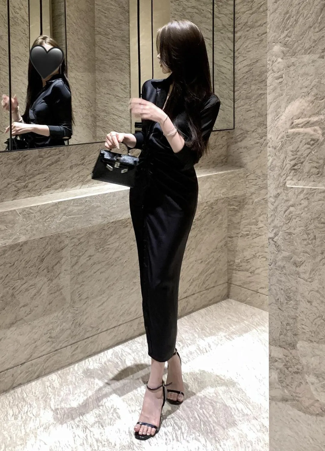 Women's Slinky French Style Shirt Shirtwaist Dress with Spread Neckline and Waist Adjustment